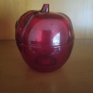 Partylite apple tealight holder